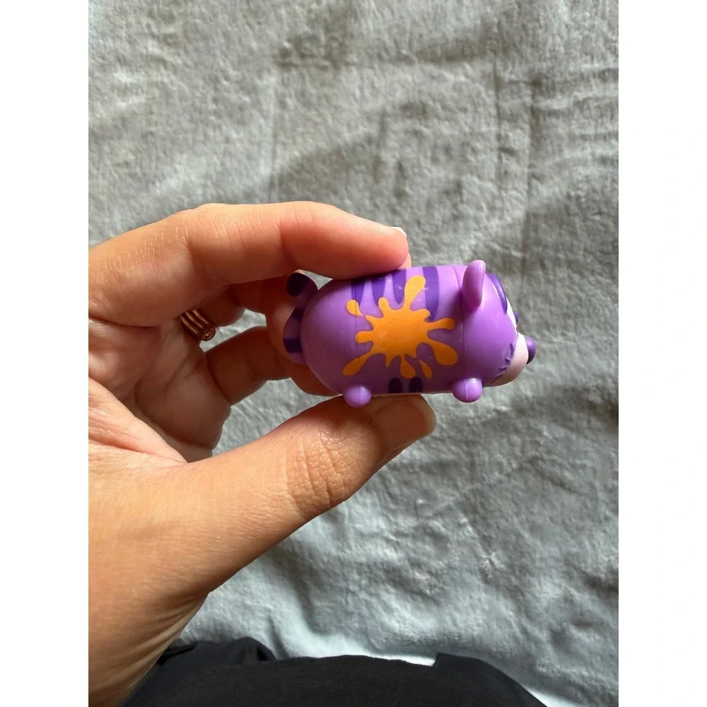Disney Tsum Tsum Tigger Purple Paint Splatter Vinyl Figure Toy - C019